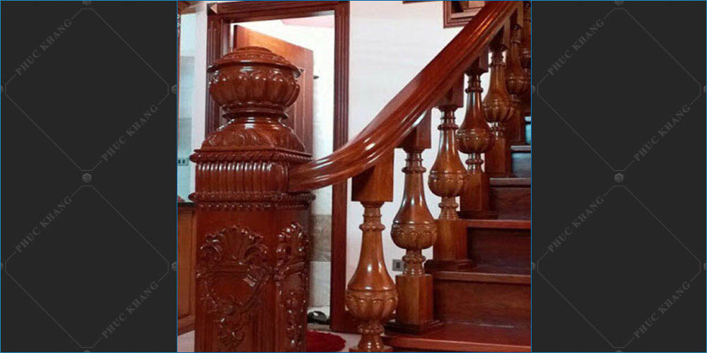 cầu thang gỗ gõ đỏ