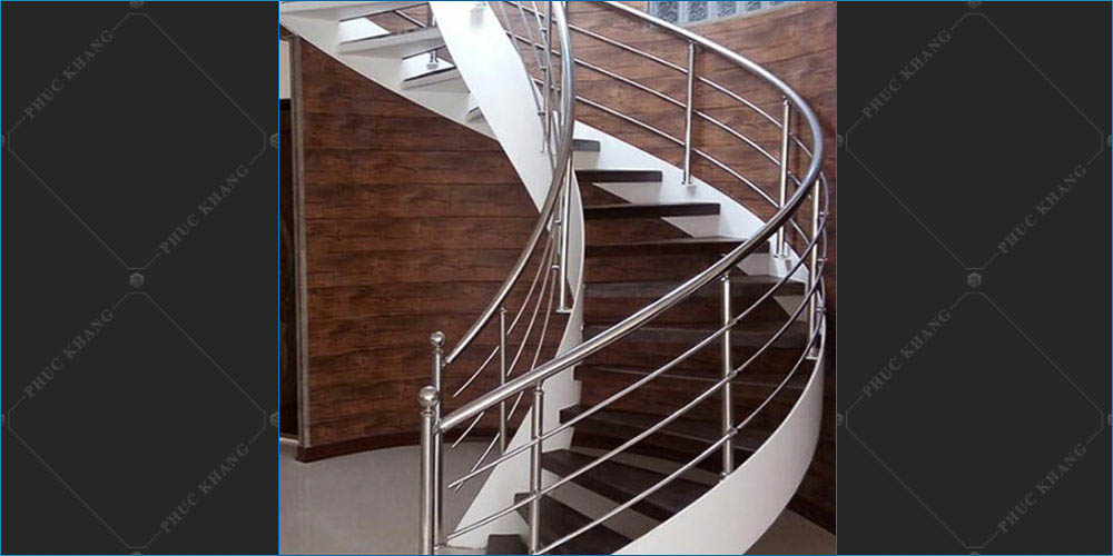 cầu thang bằng inox xoắn