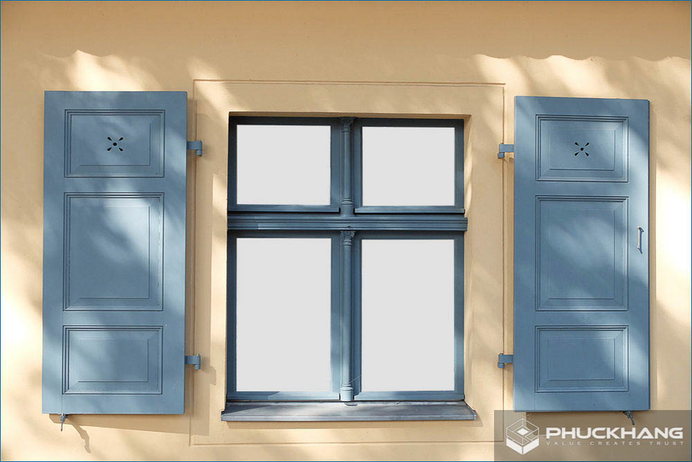 mẫu cửa sổ gỗ đẹp cổ xưa
