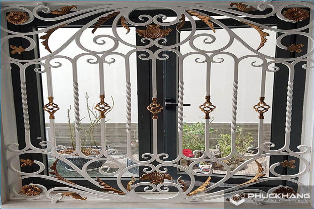 khung bảo vệ cửa sổ 1