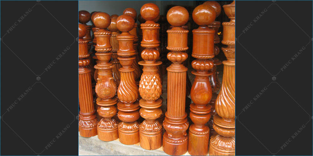 cầu thang trụ gỗ