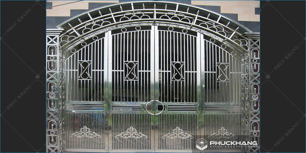 cổng nhà inox 4 cánh đẹp