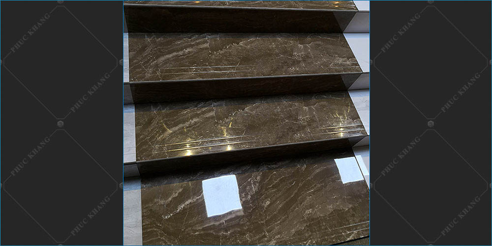 đá nâu Anh Quốc ốp cầu thang đẹp