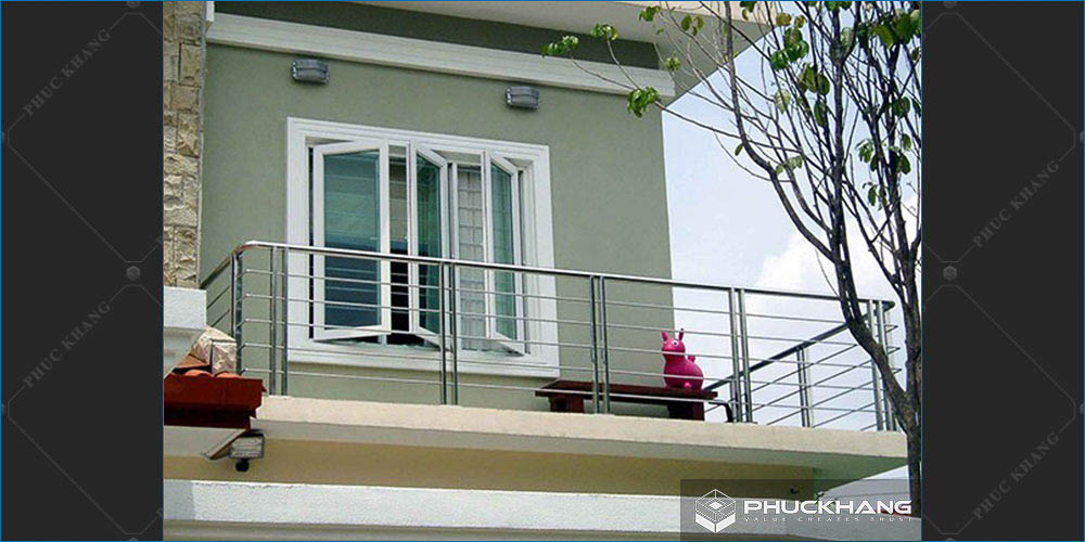 lan can ban công inox 304 tròn ngoài trời