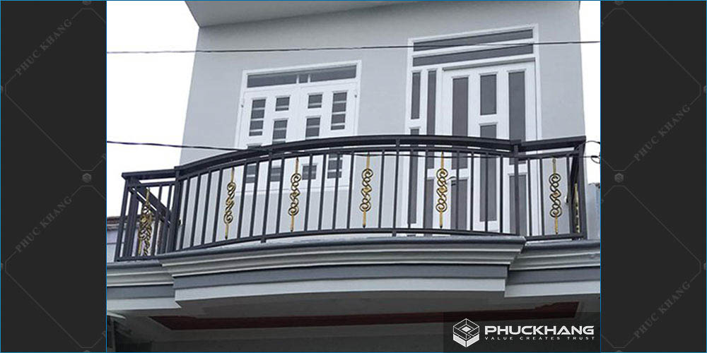 lan can sắt hiện đại