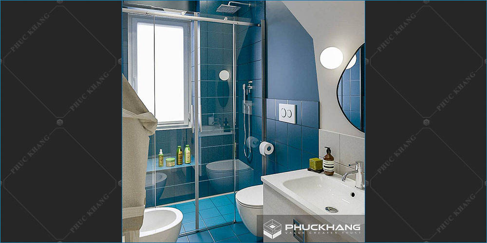 gạch ốp nhà vệ sinh nhà tắm tone xanh