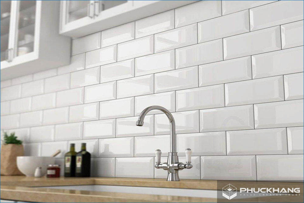 gạch thẻ ốp tường bếp