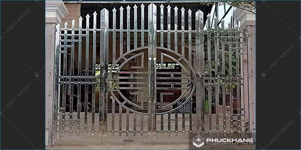 mẫu cửa 4 cánh inox đẹp 