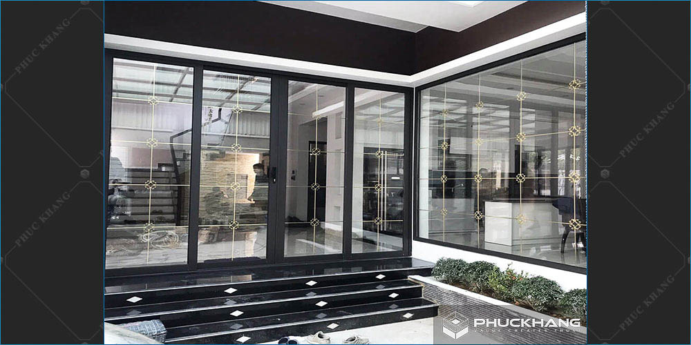 mẫu cửa 4 cánh nhôm xingfa