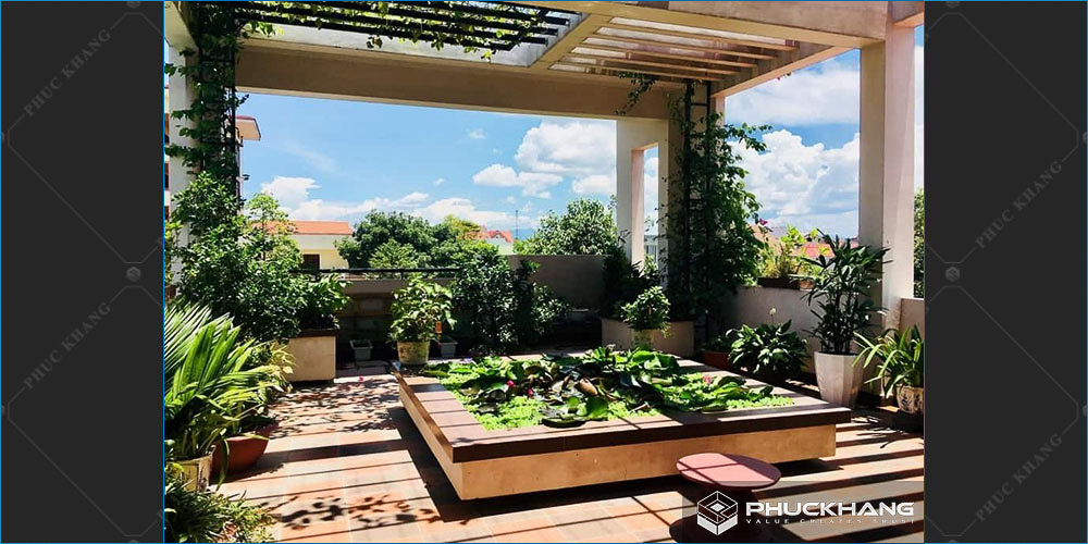 mẫu thiết kế sân thượng nhà phố