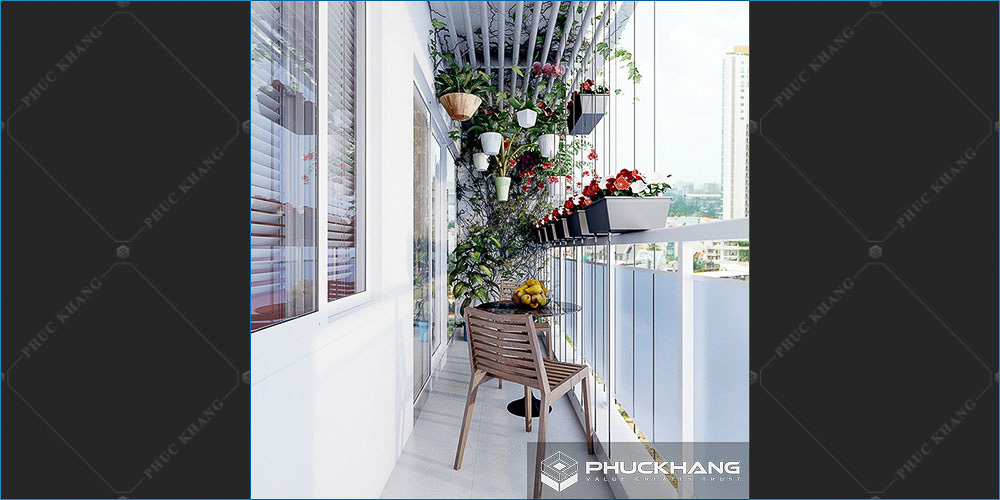 tiểu cảnh ban công với ghế thư giãn